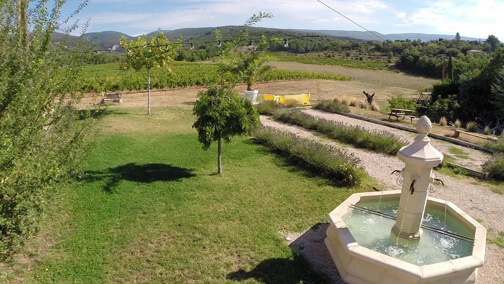 La Fontaine Des Noyers Villa Saint-Saturnin-les-Apt Luaran gambar