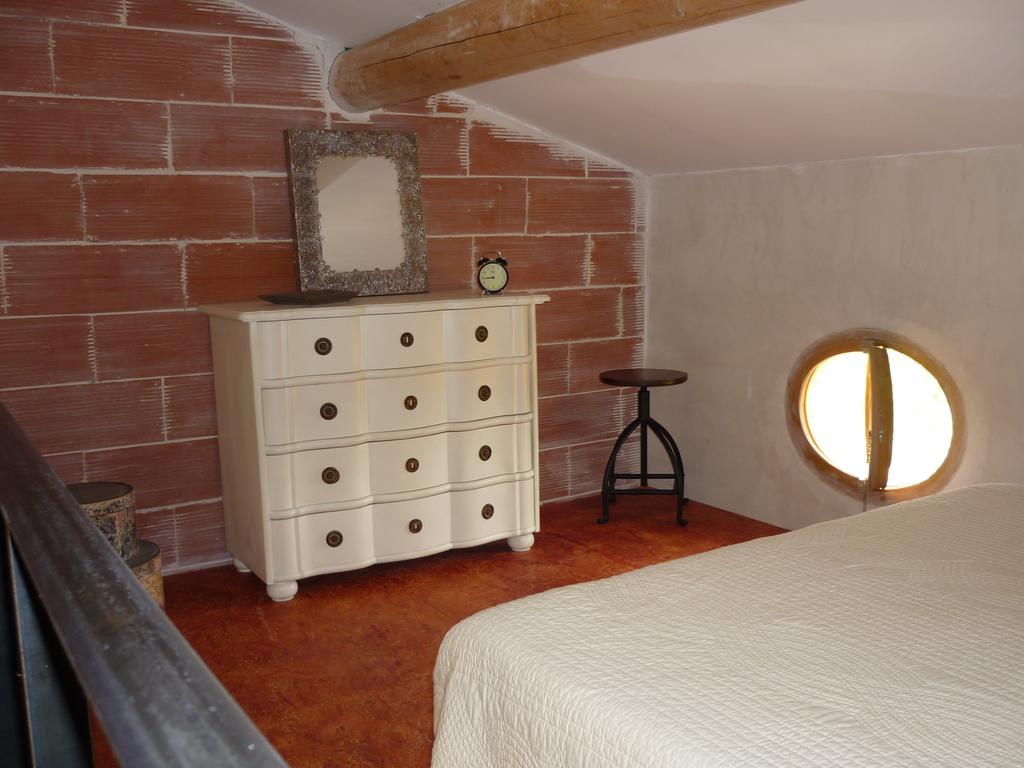 La Fontaine Des Noyers Villa Saint-Saturnin-les-Apt Bilik gambar
