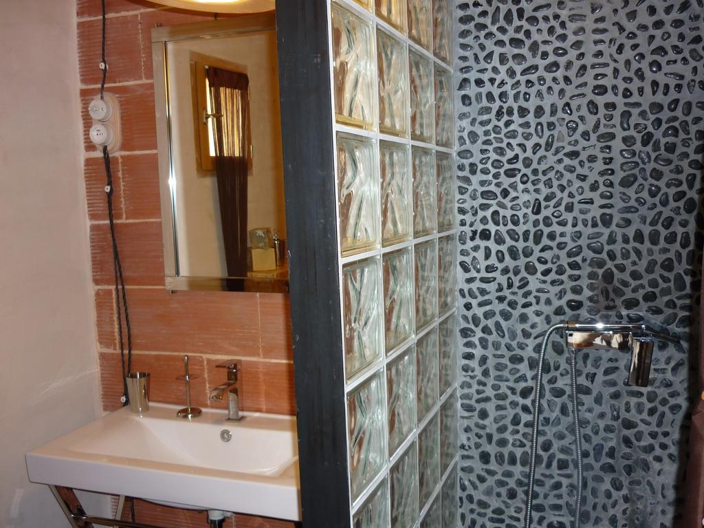 La Fontaine Des Noyers Villa Saint-Saturnin-les-Apt Bilik gambar