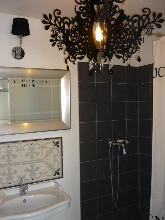 La Fontaine Des Noyers Villa Saint-Saturnin-les-Apt Bilik gambar